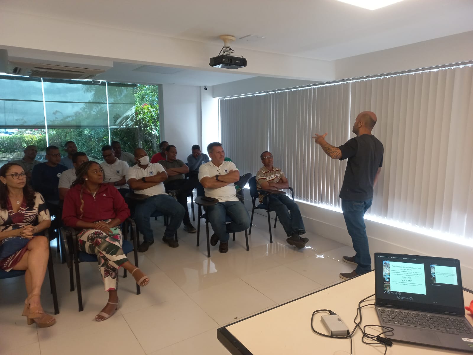 Engenharia Ambiental, Engenharia de Segurança e Engenharia Elétrica.